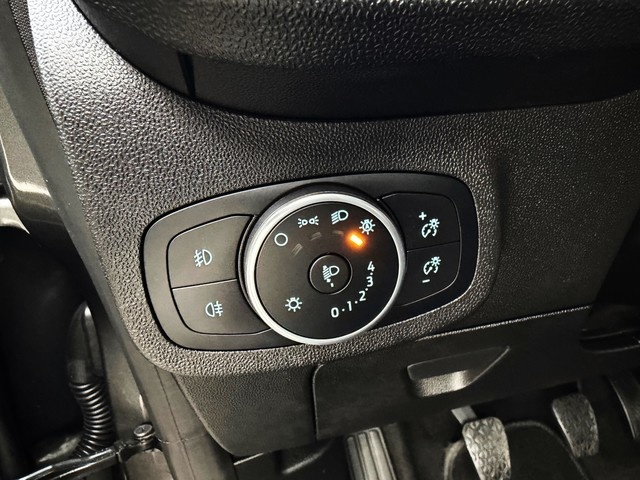 FordFiesta 1.1 Ti-VCT Trend 63 kW (85 CV) Vehículo usado en Barcelona - 13