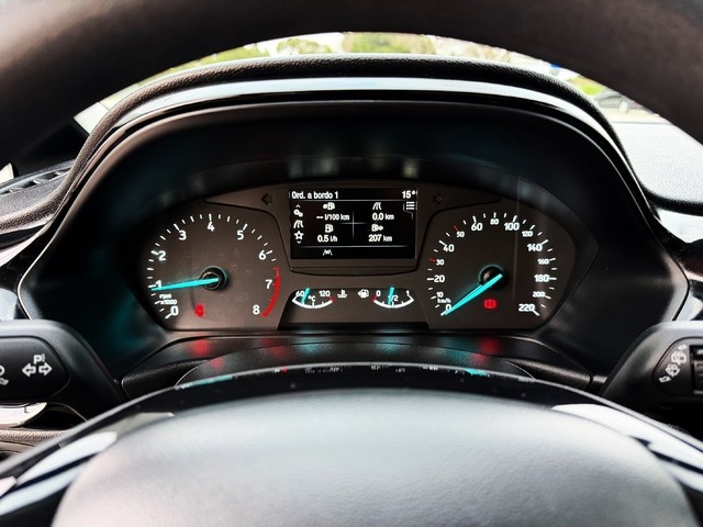 FordFiesta 1.1 Ti-VCT Trend 63 kW (85 CV) Vehículo usado en Barcelona - 16