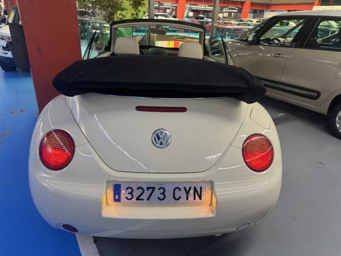 VolkswagenBeetle Cabrio 1.6 75 kW (102 CV) Vehículo usado en Barcelona - 8 VolkswagenBeetle Cabrio 1.6 75 kW (102 CV) Vehículo usado en Barcelona - 8
