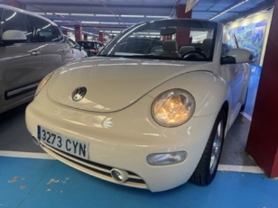 Volkswagen Beetle Cabrio 1.6 75 kW (102 CV) Volkswagen Beetle Cabrio 1.6 75 kW (102 CV)