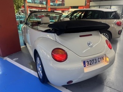 Volkswagen Beetle Cabrio 1.6 75 kW (102 CV) Volkswagen Beetle Cabrio 1.6 75 kW (102 CV)