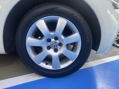 Volkswagen Beetle Cabrio 1.6 75 kW (102 CV) Volkswagen Beetle Cabrio 1.6 75 kW (102 CV)