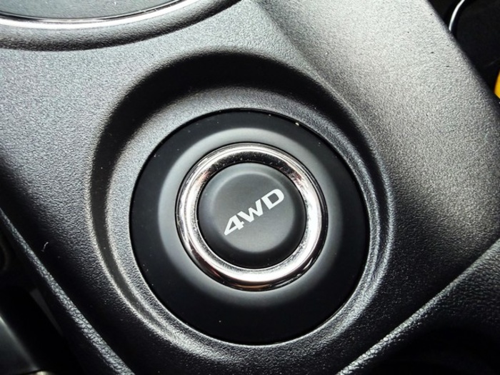 MitsubishiASX 220 DI-D Kaiteki 4WD Auto 110 kW (150 CV) Vehículo usado en Barcelona - 26 MitsubishiASX 220 DI-D Kaiteki 4WD Auto 110 kW (150 CV) Vehículo usado en Barcelona - 26