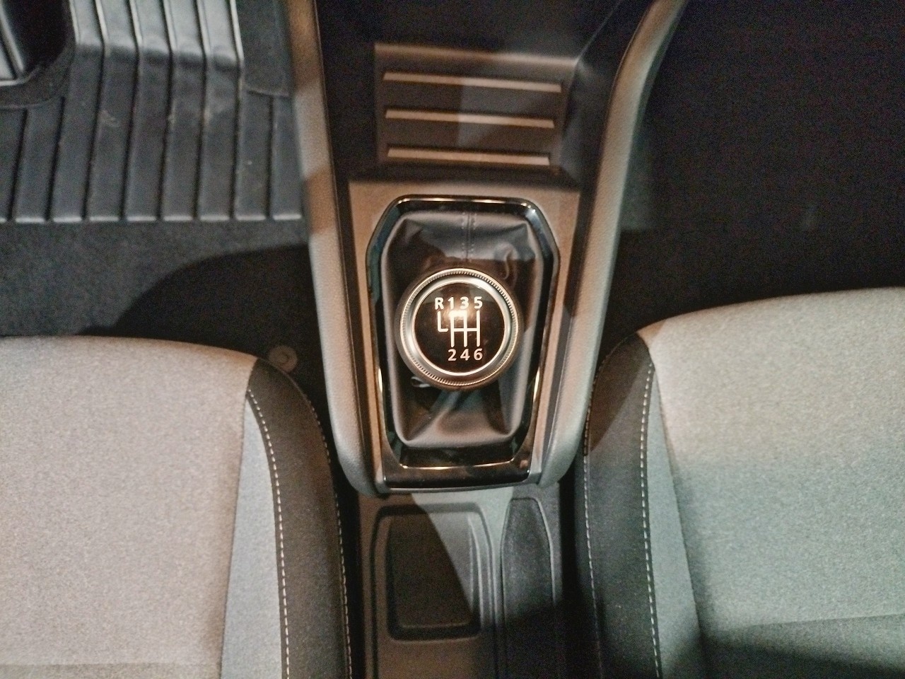 Renault Clio Eco-G 100 GLP Evolution 74 kW (100 CV) - 7