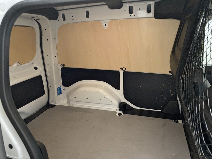 Renault Kangoo Furgon Ábrete Sésamo por Renault dCi 70 kW (95 CV) - 9 Renault Kangoo Furgon Ábrete Sésamo por Renault dCi 70 kW (95 CV) - 9