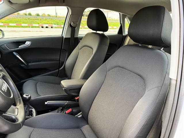 AudiA1 Sportback Ambition 1.6 TDI 66 kW (90 CV) Vehículo usado en Barcelona - 4