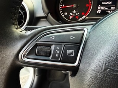 Audi A1 Sportback Ambition 1.6 TDI 66 kW (90 CV) Audi A1 Sportback Ambition 1.6 TDI 66 kW (90 CV)