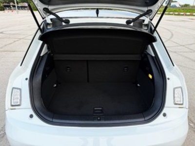 Audi A1 Sportback Ambition 1.6 TDI 66 kW (90 CV) Audi A1 Sportback Ambition 1.6 TDI 66 kW (90 CV)