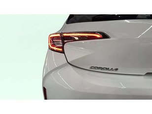 Toyota Corolla 125H Business E-CVT 90 kW (122 CV)