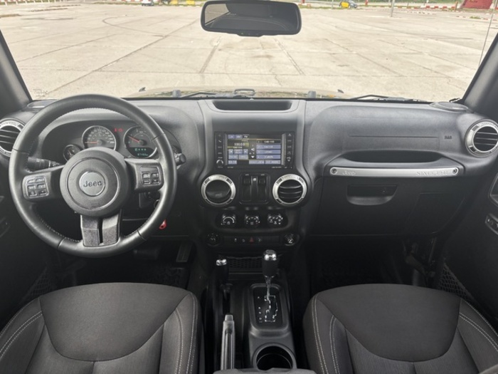 JeepWrangler 2.8 CRD Sahara Auto 147 kW (200 CV) Vehículo usado en Barcelona - 12 JeepWrangler 2.8 CRD Sahara Auto 147 kW (200 CV) Vehículo usado en Barcelona - 12