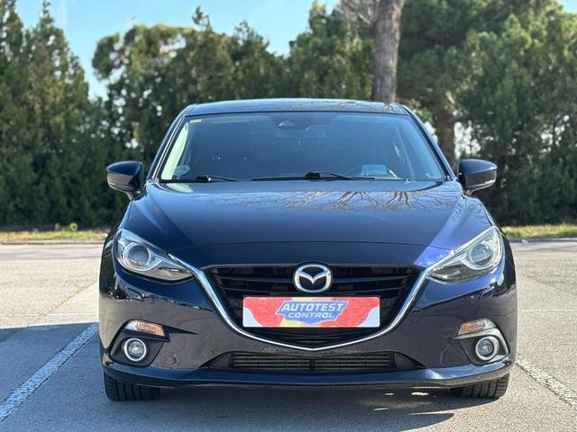 MazdaMazda 3 2.2 SKYACTIV-D Zenith+Navegador 110 kW (150 CV) KM0 en Barcelona - 1