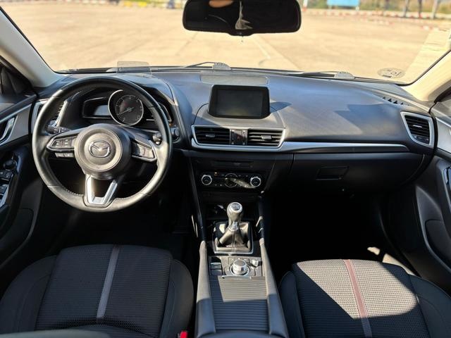 MazdaMazda 3 2.2 SKYACTIV-D Zenith+Navegador 110 kW (150 CV) KM0 en Barcelona - 7