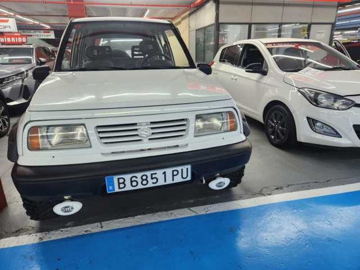 SuzukiVitara 1.6 LWB Luxe PP Ac 71 kW (95 CV) Vehículo usado en Barcelona - 2 SuzukiVitara 1.6 LWB Luxe PP Ac 71 kW (95 CV) Vehículo usado en Barcelona - 2