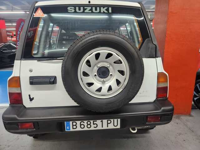 SuzukiVitara 1.6 LWB Luxe PP Ac 71 kW (95 CV) Vehículo usado en Barcelona - 4