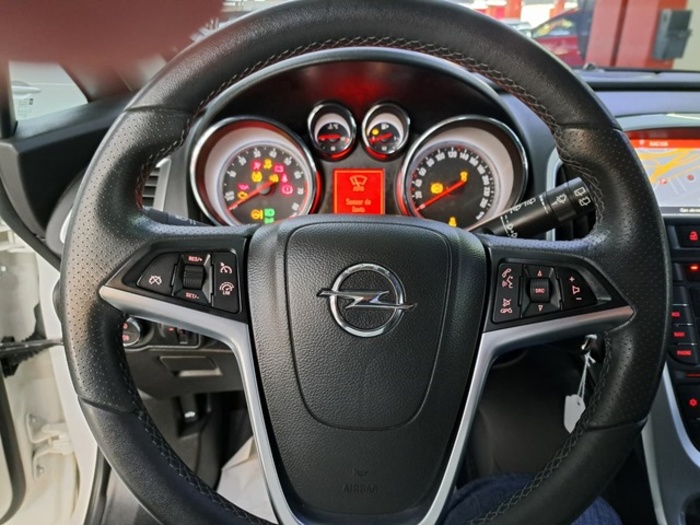 OpelAstra GTC 1.4 Turbo S&S Sportive 103 kW (140 CV) KM0 en Barcelona - 11 OpelAstra GTC 1.4 Turbo S&S Sportive 103 kW (140 CV) KM0 en Barcelona - 11