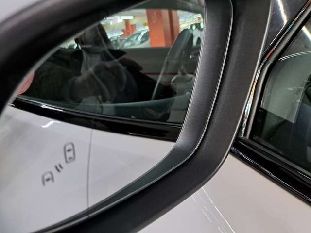 OpelAstra GTC 1.4 Turbo S&S Sportive 103 kW (140 CV) KM0 en Barcelona - 21