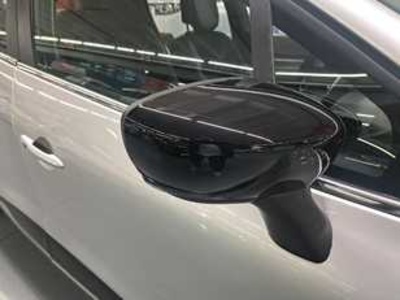 Renault Clio Zen Energy TCe 66 kW (90 CV) Renault Clio Zen Energy TCe 66 kW (90 CV)