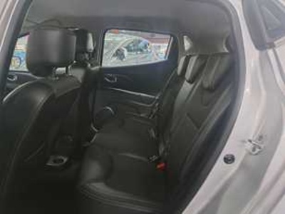 Renault Clio Zen Energy TCe 66 kW (90 CV) Renault Clio Zen Energy TCe 66 kW (90 CV)