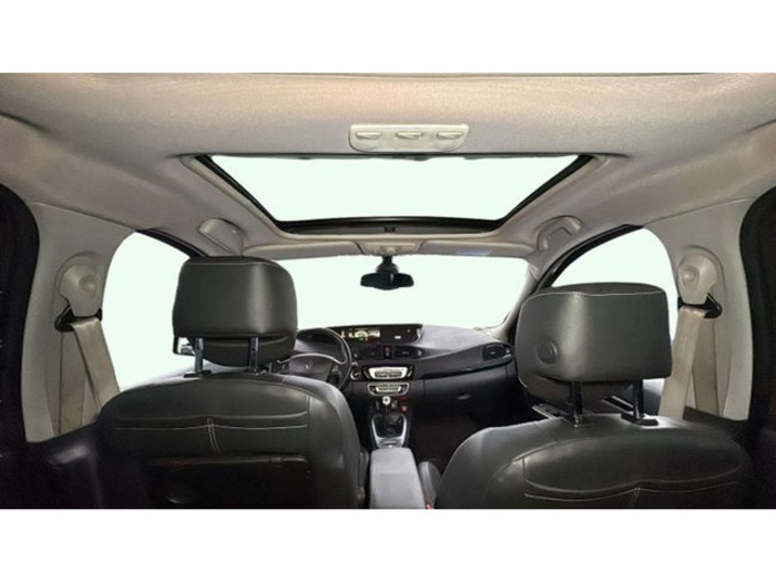 RenaultScenic XMOD Bose Edition Energy eco2 dCi 96 kW (130 CV) Vehículo usado en Barcelona - 13 RenaultScenic XMOD Bose Edition Energy eco2 dCi 96 kW (130 CV) Vehículo usado en Barcelona - 13