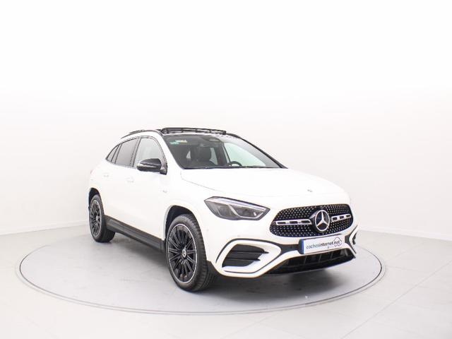 Mercedes-BenzGLA 250 e con tecnología híbrida EQ 160 kW (218 CV)