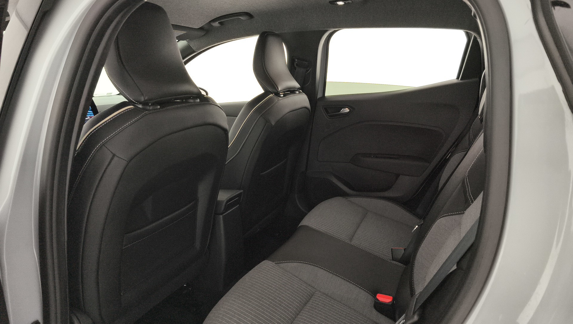 Renault Clio Techno Eco-G 74 kW (100 CV) - 14