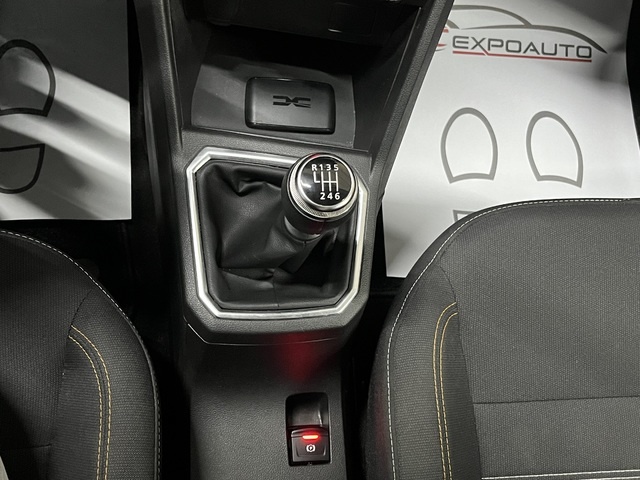 DaciaSandero Stepway Expression TCe 67 kW (91 CV) Vehículo usado en Barcelona - 24