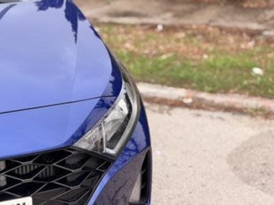 Hyundai i20 1.0 TGDI 48V Tecno DCT 74 kW (100 CV) Hyundai i20 1.0 TGDI 48V Tecno DCT 74 kW (100 CV)