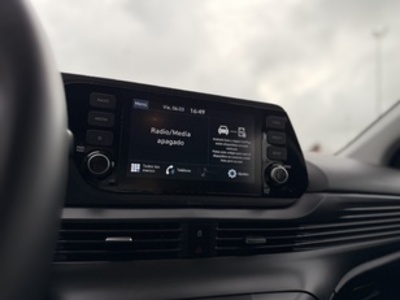 Hyundai i20 1.0 TGDI 48V Tecno DCT 74 kW (100 CV) Hyundai i20 1.0 TGDI 48V Tecno DCT 74 kW (100 CV)