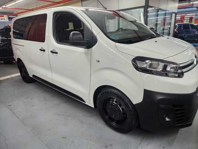 CitroenJumpy Combi BlueHDI 150 Talla XL Confort 110 kW (150 CV) Vehículo usado en Barcelona - 1