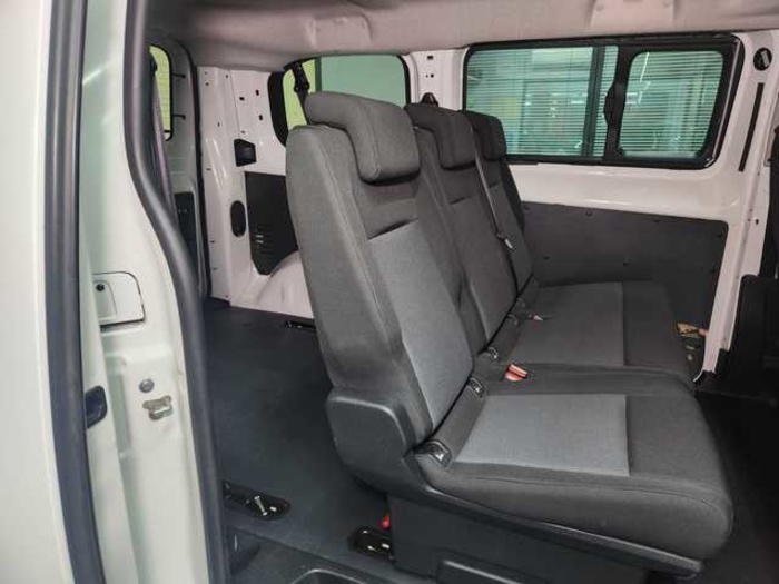 CitroenJumpy Combi BlueHDI 150 Talla XL Confort 110 kW (150 CV) Vehículo usado en Barcelona - 8 CitroenJumpy Combi BlueHDI 150 Talla XL Confort 110 kW (150 CV) Vehículo usado en Barcelona - 8