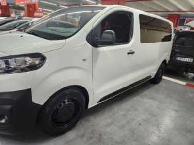 Citroen Jumpy Combi BlueHDI 150 Talla XL Confort 110 kW (150 CV) Citroen Jumpy Combi BlueHDI 150 Talla XL Confort 110 kW (150 CV)