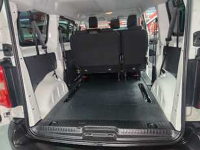 Citroen Jumpy Combi BlueHDI 150 Talla XL Confort 110 kW (150 CV) Citroen Jumpy Combi BlueHDI 150 Talla XL Confort 110 kW (150 CV)