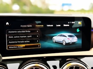 Mercedes-Benz CLA Shooting Brake CLA 200 d 110 kW (150 CV)