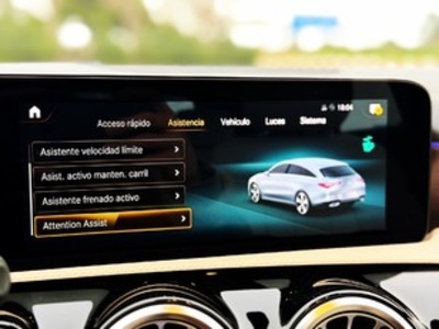 Mercedes-Benz CLA Shooting Brake CLA 200 d 110 kW (150 CV) Mercedes-Benz CLA Shooting Brake CLA 200 d 110 kW (150 CV)