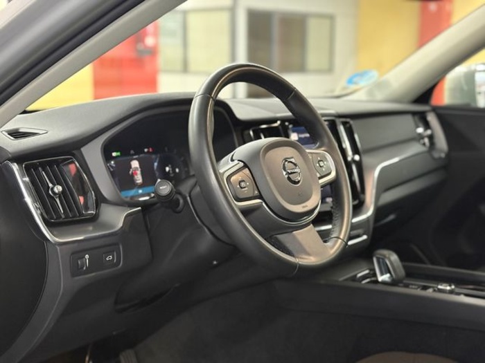 VolvoXC60 B4 D Plus Bright AWD Auto 145 kW (197 CV) Vehículo usado en Barcelona - 13 VolvoXC60 B4 D Plus Bright AWD Auto 145 kW (197 CV) Vehículo usado en Barcelona - 13