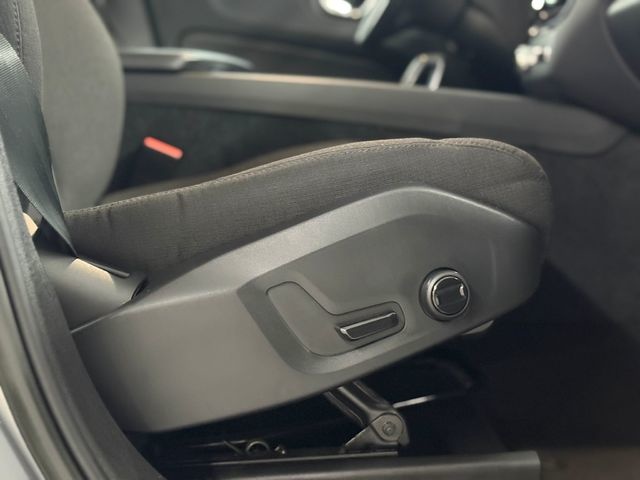 VolvoXC60 B4 D Plus Bright AWD Auto 145 kW (197 CV) Vehículo usado en Barcelona - 25