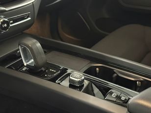 Volvo XC60 B4 D Plus Bright AWD Auto 145 kW (197 CV)