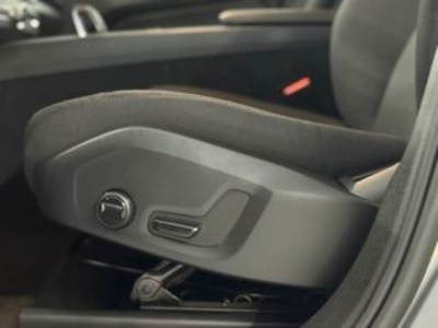 Volvo XC60 B4 D Plus Bright AWD Auto 145 kW (197 CV) Volvo XC60 B4 D Plus Bright AWD Auto 145 kW (197 CV)