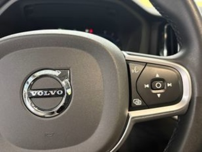 Volvo XC60 B4 D Plus Bright AWD Auto 145 kW (197 CV) Volvo XC60 B4 D Plus Bright AWD Auto 145 kW (197 CV)