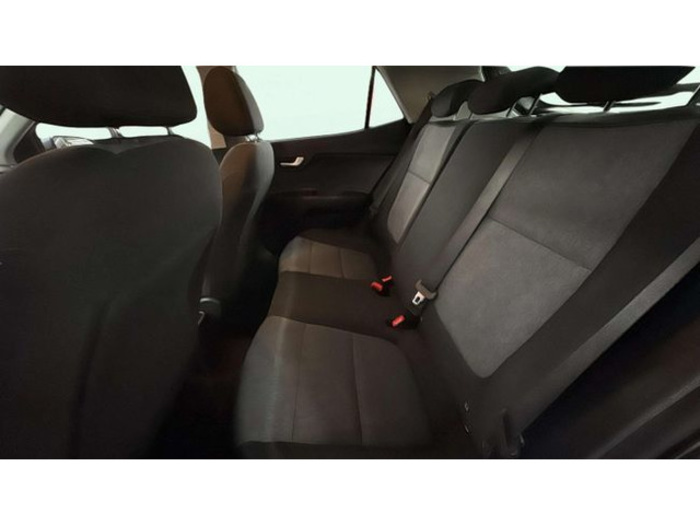 KiaStonic 1.2 DPi Concept 62 kW (84 CV) Vehículo usado en Barcelona - 9 KiaStonic 1.2 DPi Concept 62 kW (84 CV) Vehículo usado en Barcelona - 9