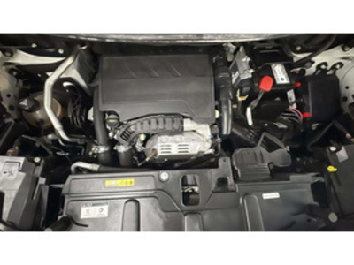 Peugeot 3008 PureTech 130 S&S Allure 96 kW (130 CV) Peugeot 3008 PureTech 130 S&S Allure 96 kW (130 CV)