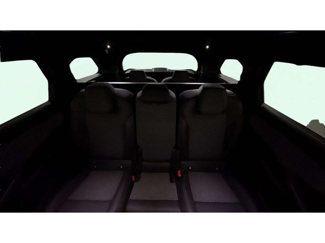 Peugeot5008 Hybrid 1.2 Allure eDCS6 107 kW (145 CV) Vehículo usado en Barcelona - 9