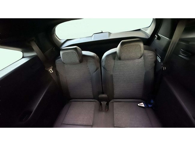 Peugeot5008 Hybrid 1.2 Allure eDCS6 107 kW (145 CV) Vehículo usado en Barcelona - 16