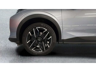 Peugeot 5008 Hybrid 1.2 Allure eDCS6 107 kW (145 CV)