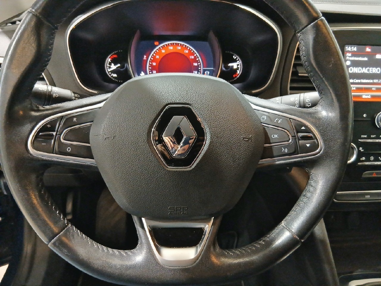 Renault Megane Limited + TCe 85 kW (115 CV) GPF - 15