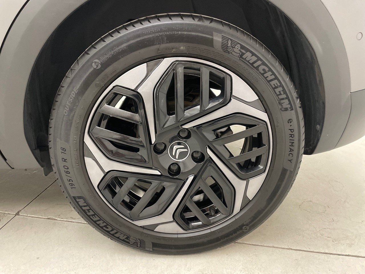 Citroen C4 PureTech 130 S&S Shine EAT8 96 kW (130 CV) - 10