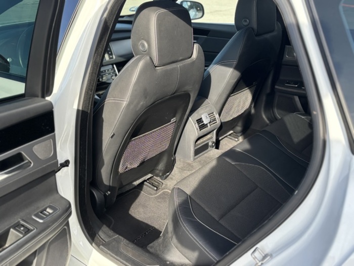 JaguarXF Sportbrake 2.0 D R-Sport 4WD Auto 177 kW (240 CV) Vehículo usado en Barcelona - 14 JaguarXF Sportbrake 2.0 D R-Sport 4WD Auto 177 kW (240 CV) Vehículo usado en Barcelona - 14