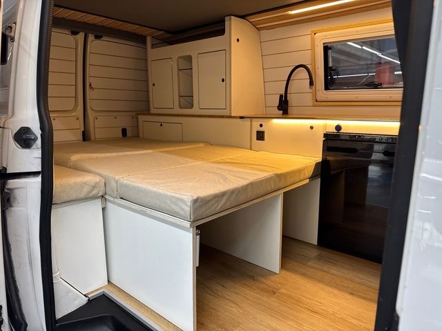 VolkswagenTransporter Furgon Batalla Corta TN 2.0 TDI 81 kW (110 CV) Vehículo usado en Barcelona - 14