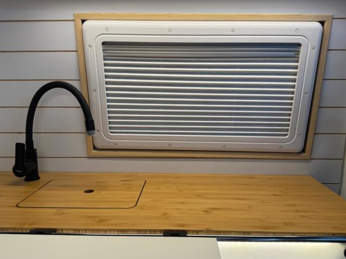 VolkswagenTransporter Furgon Batalla Corta TN 2.0 TDI 81 kW (110 CV) Vehículo usado en Barcelona - 30 VolkswagenTransporter Furgon Batalla Corta TN 2.0 TDI 81 kW (110 CV) Vehículo usado en Barcelona - 30