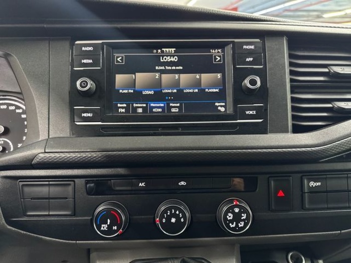 VolkswagenTransporter Furgon Batalla Corta TN 2.0 TDI 81 kW (110 CV) Vehículo usado en Barcelona - 40 VolkswagenTransporter Furgon Batalla Corta TN 2.0 TDI 81 kW (110 CV) Vehículo usado en Barcelona - 40